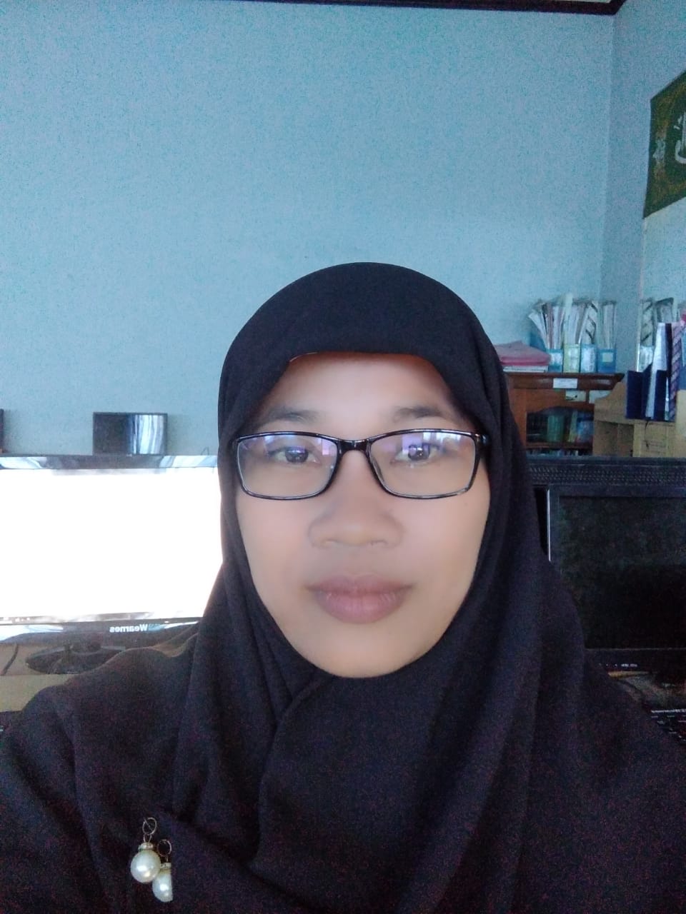 LULUK PRIYANTI, S.Pd., M.Hum.